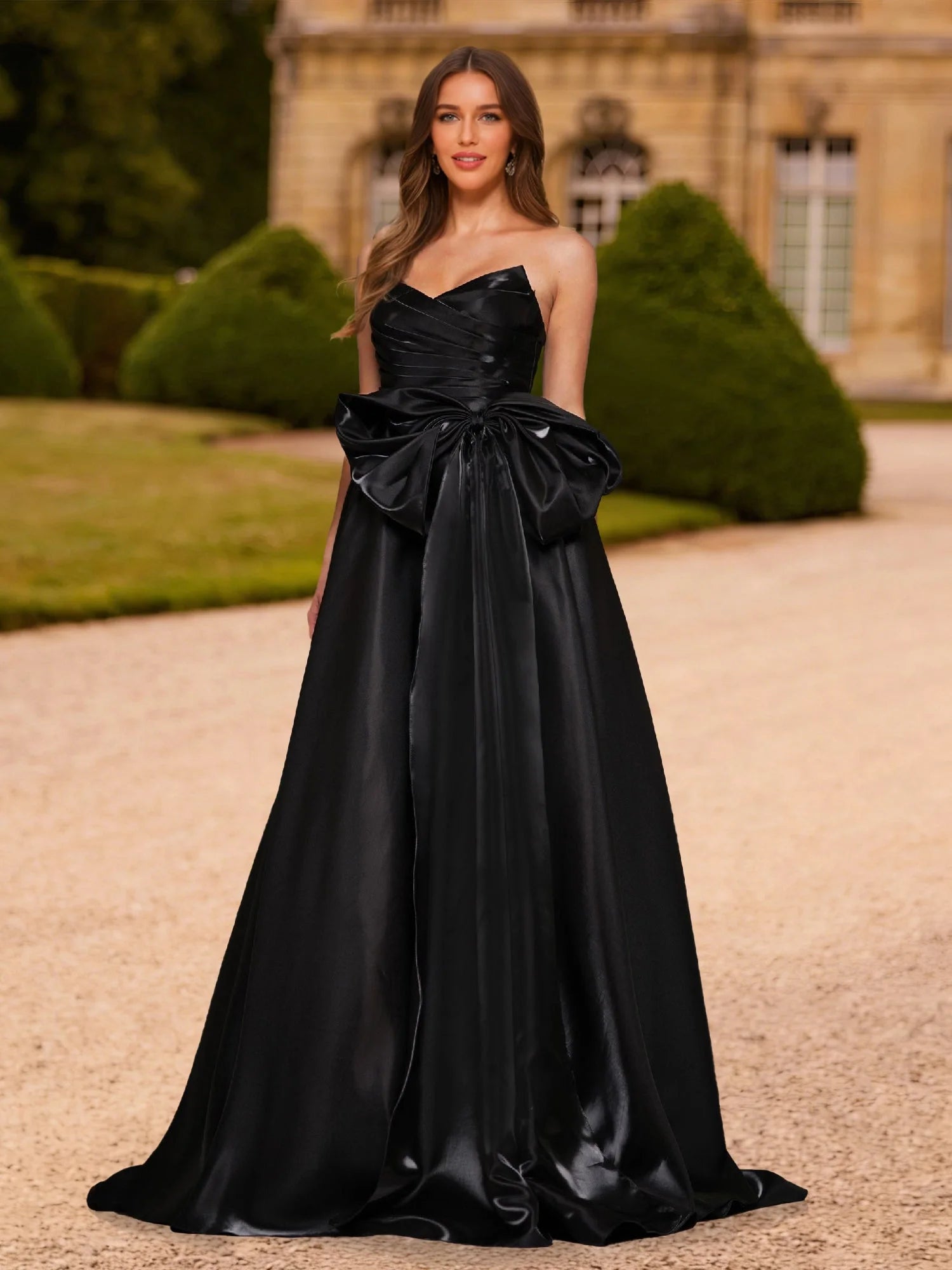 Elegant A-Line Sweetheart Sleeveless Ruched Bow-Accent Black Floor-Length Prom Dress Gown