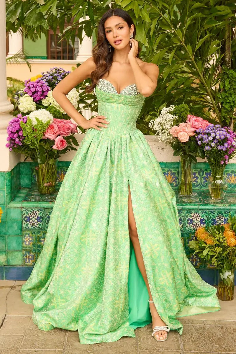 Elegant A-Line Sweetheart Sleeveless Sequin Patterned Lime Green Floor-Length Prom Dress