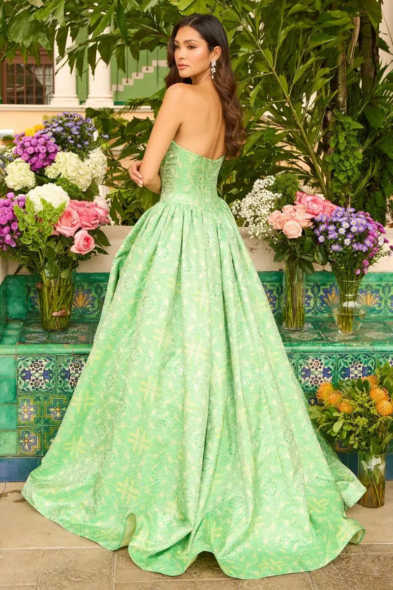Elegant A-Line Sweetheart Sleeveless Sequin Patterned Lime Green Floor-Length Prom Dress
