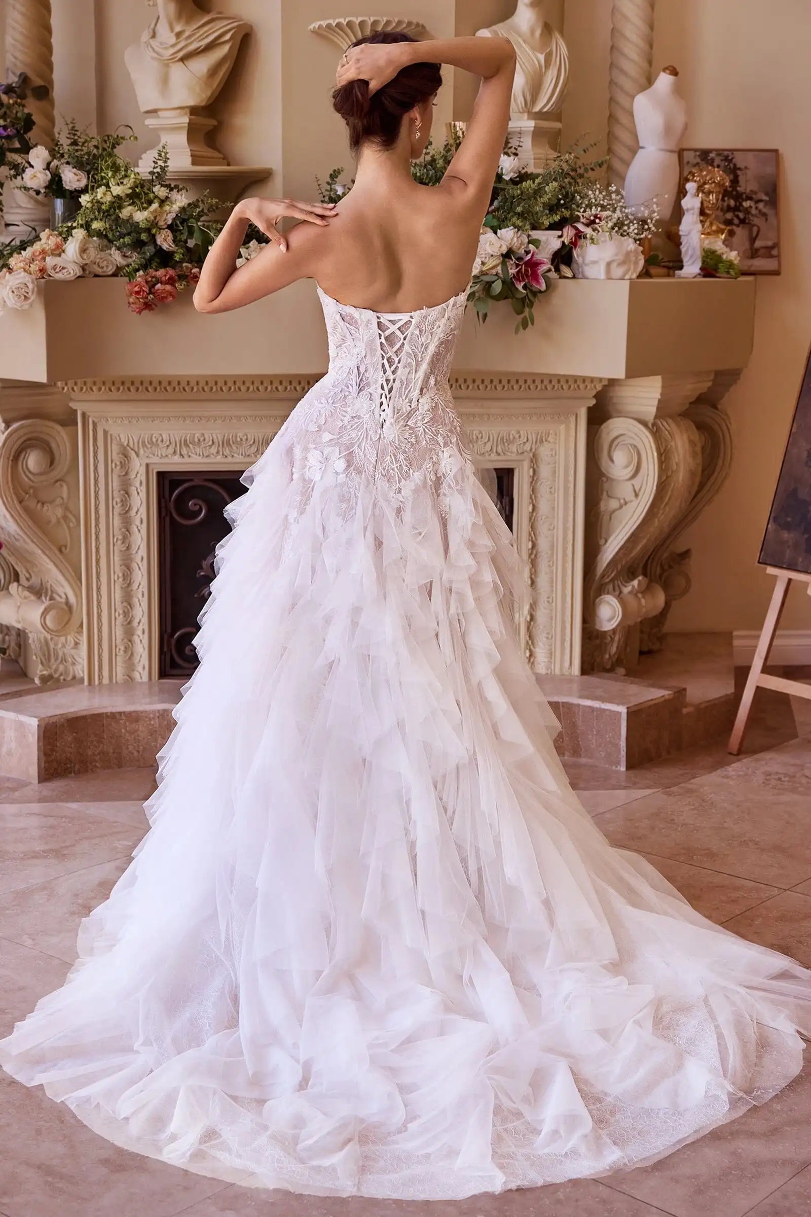 Elegant A-Line Sweetheart Sleeveless Tiered Ivory Floor-Length Prom Gown