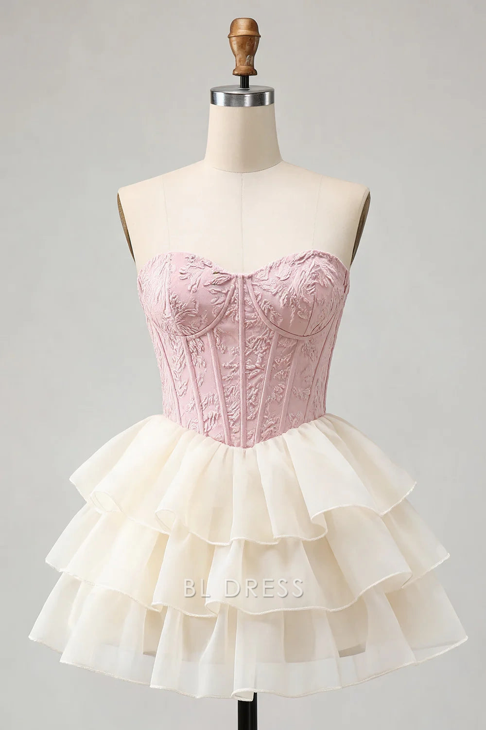 Elegant A-Line Sweetheart Strapless Corset Tiered Pink Cream Short Homecoming Dress