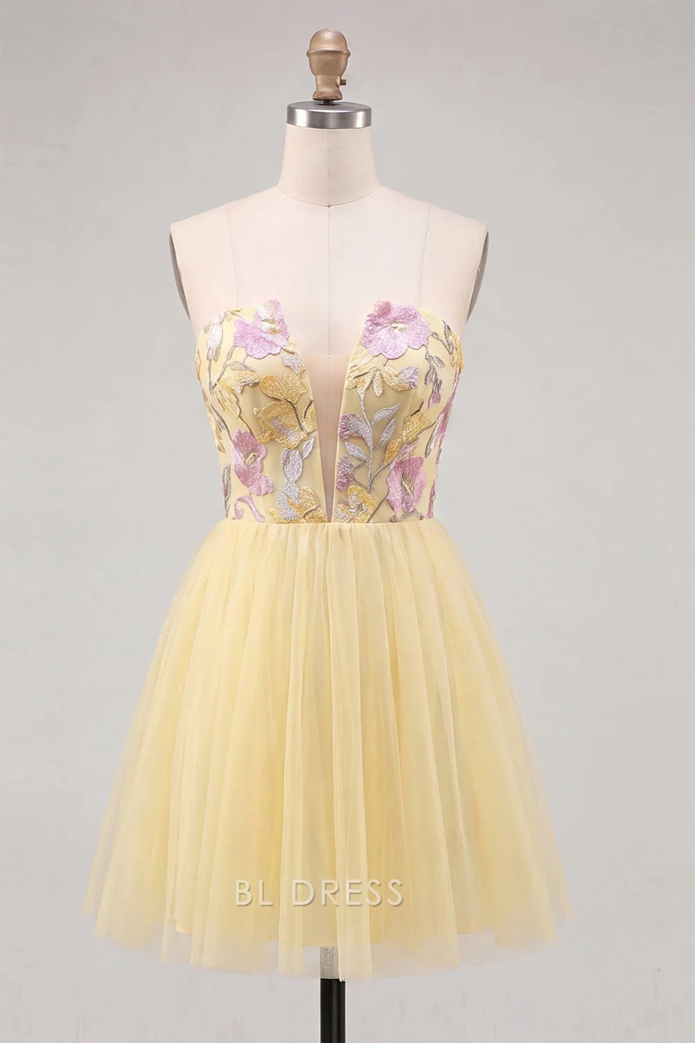 Elegant A-Line Sweetheart Strapless Floral Yellow Short Homecoming Dress Women's