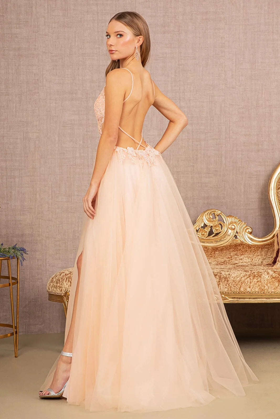 Elegant A-Line V-Neck Sleeveless Floral Applique Peach High Slit Prom Gown