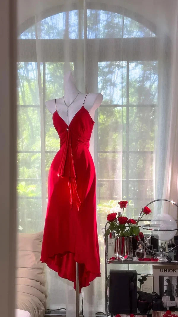 Elegant A-Line V-Neck Sleeveless Ruched Red High-Low Homecoming Dress Women's Gown