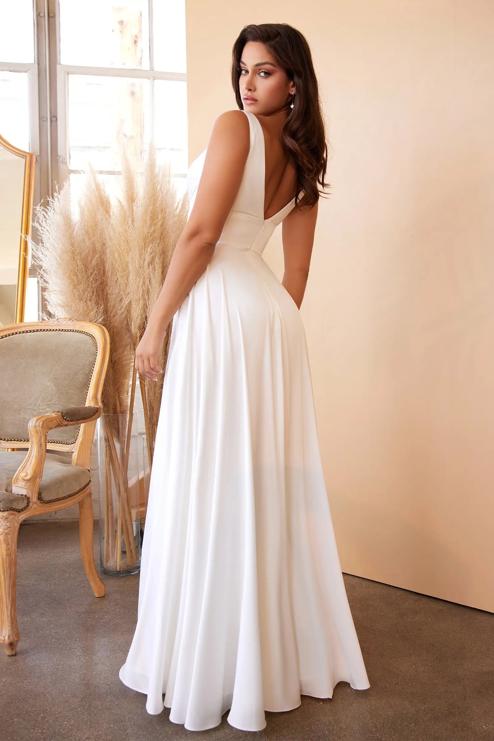 Elegant A-Line V-Neck Sleeveless Ruched Slit White Floor-Length Prom Gown