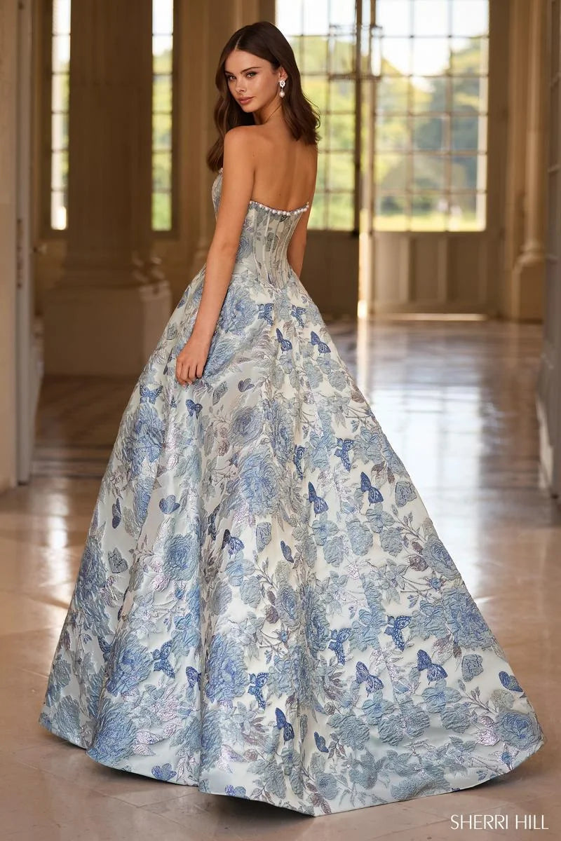Elegant Ball Gown Strapless Floral Butterfly Beaded Light Blue Floor-Length Prom Dress