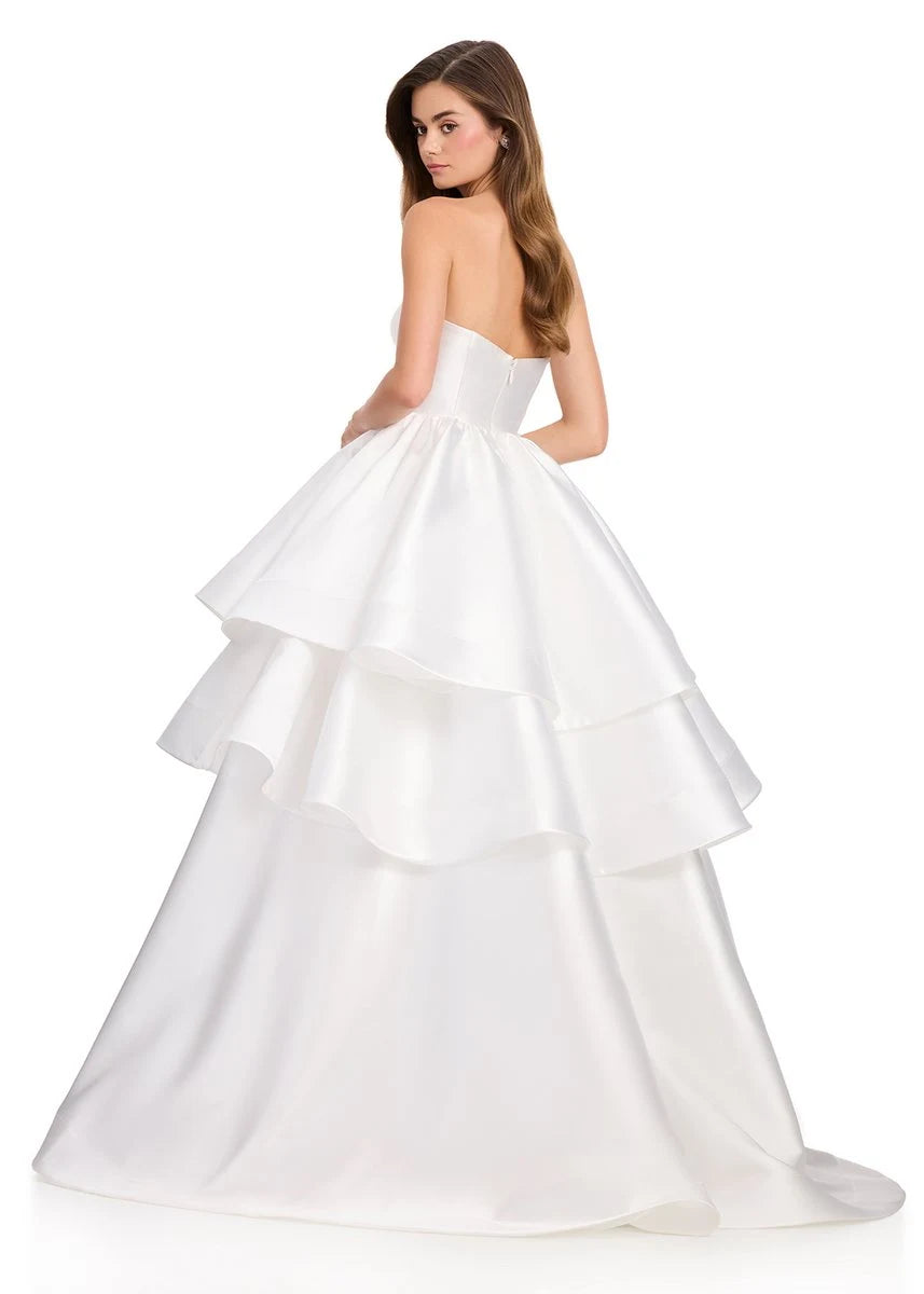 Elegant Ball Gown Strapless Tiered Ruffled White Floor-Length Prom Dresses