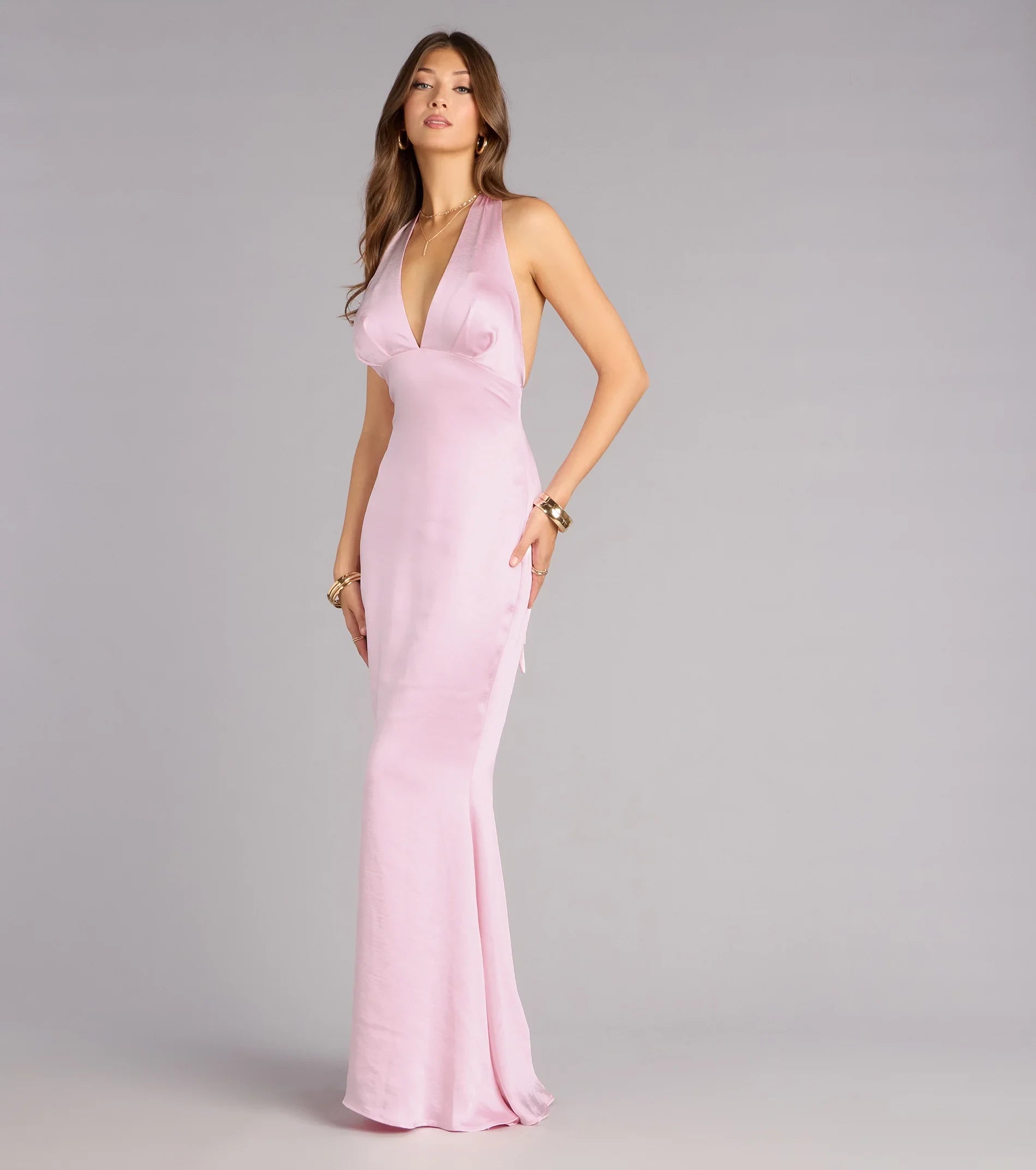 Elegant Column Halter V-Neck Sleeveless Backless Pink Floor-Length Prom Gown