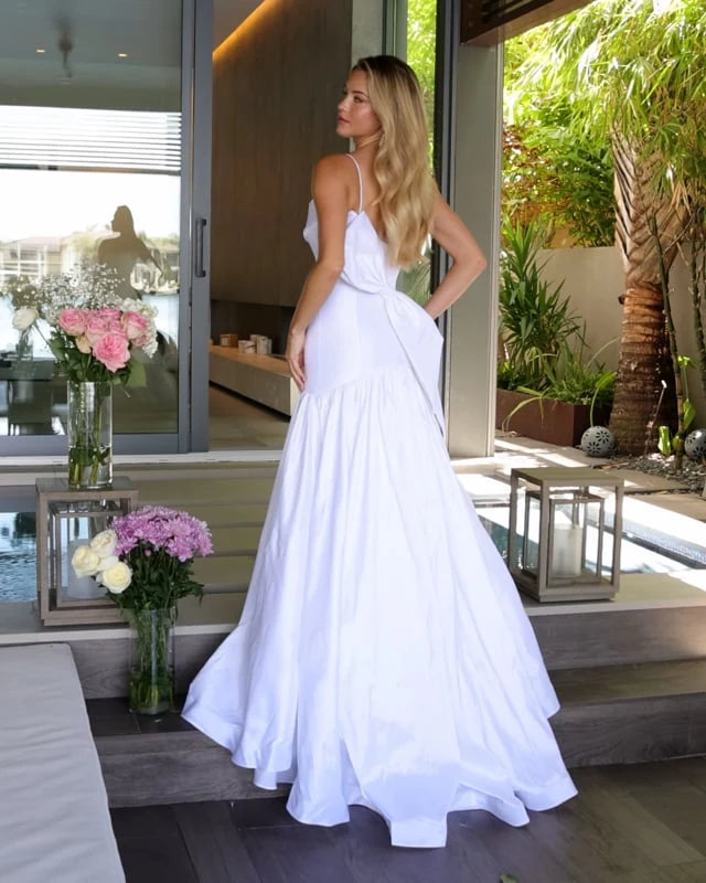 Elegant Draped Cowl Neck Sleeveless Bow Back White Floor-Length Prom Gown