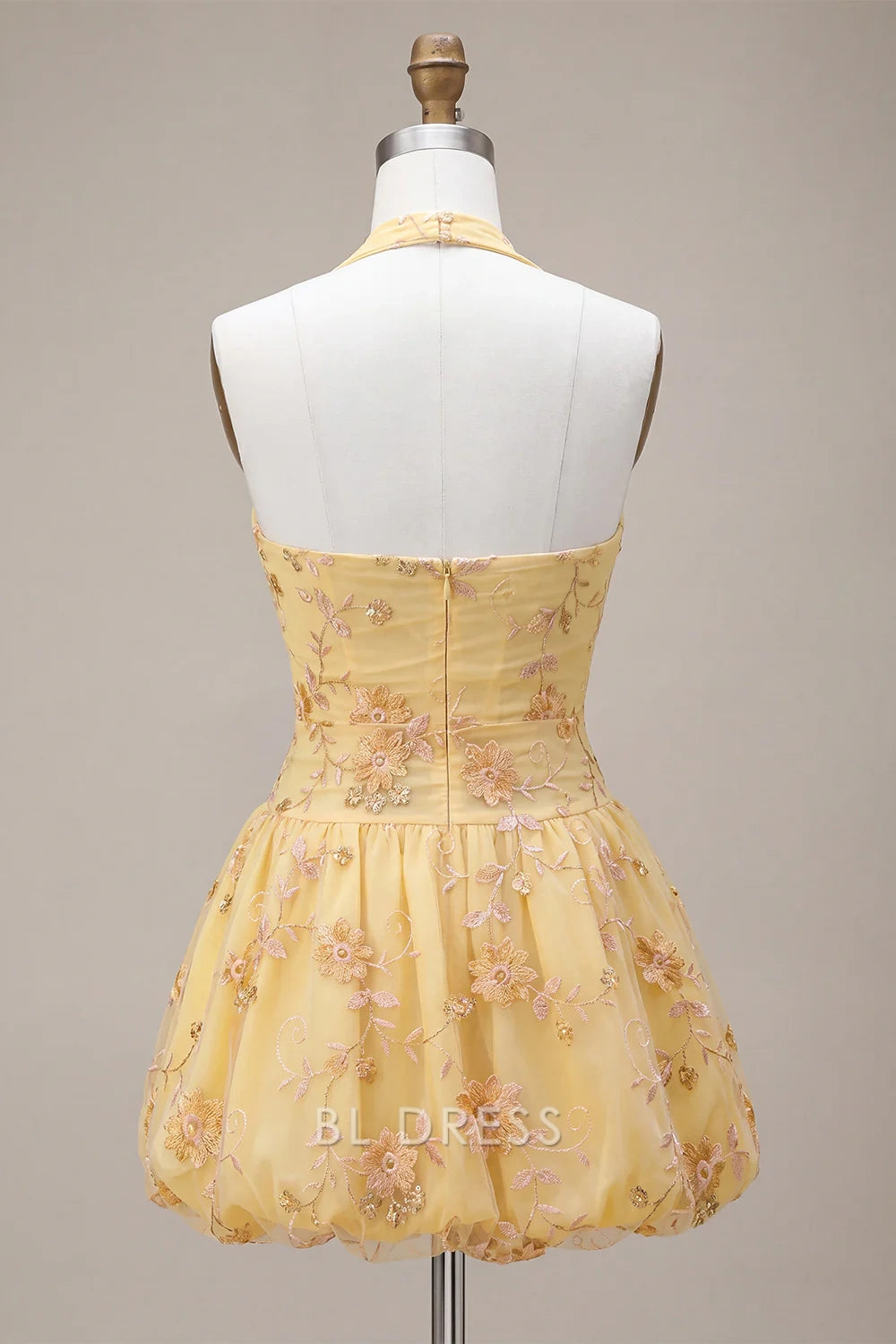 Elegant Fitted Halter Sleeveless Embroidered Sequin Yellow Short Homecoming Dresses Women's Gown