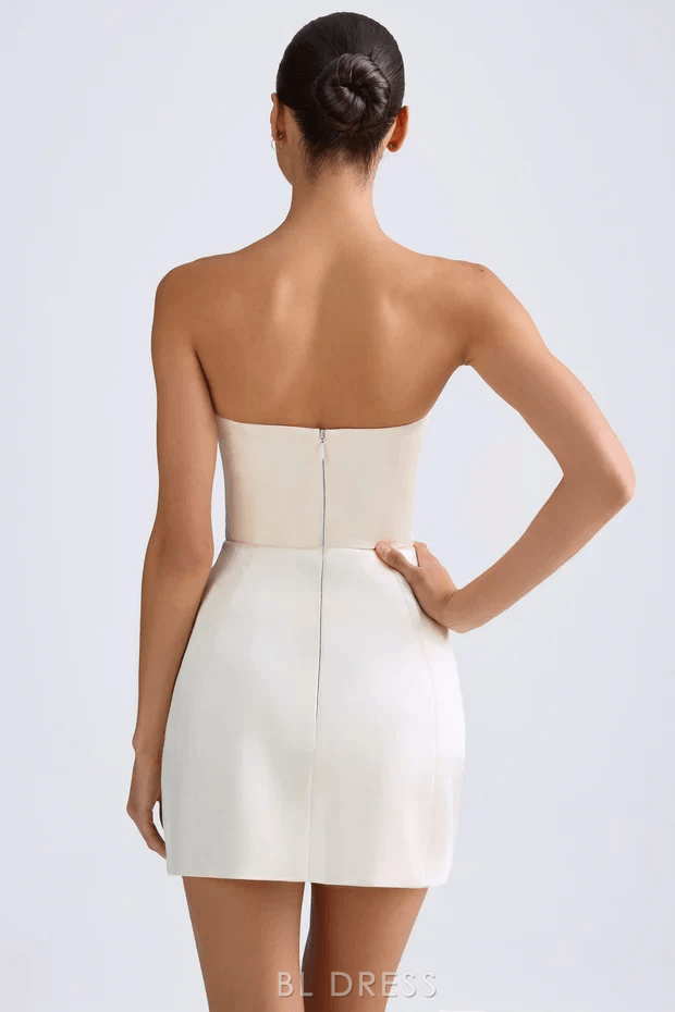 Elegant Fitted Strapless Sleeveless Modern Chic Ivory Mini Homecoming Dress Women's