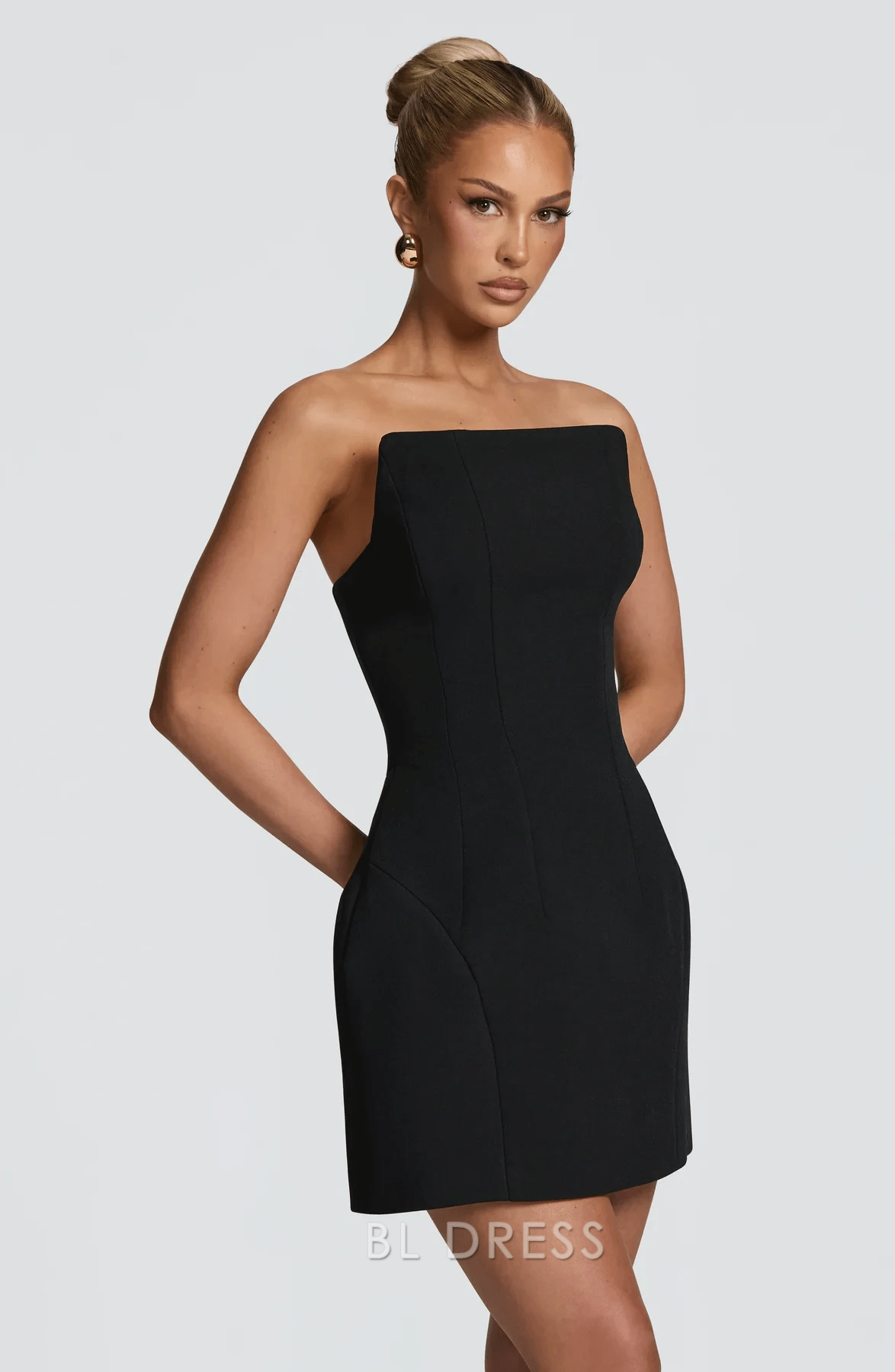 Elegant Fitted Strapless Sleeveless Structured Chic Black Mini Homecoming Dress Women's