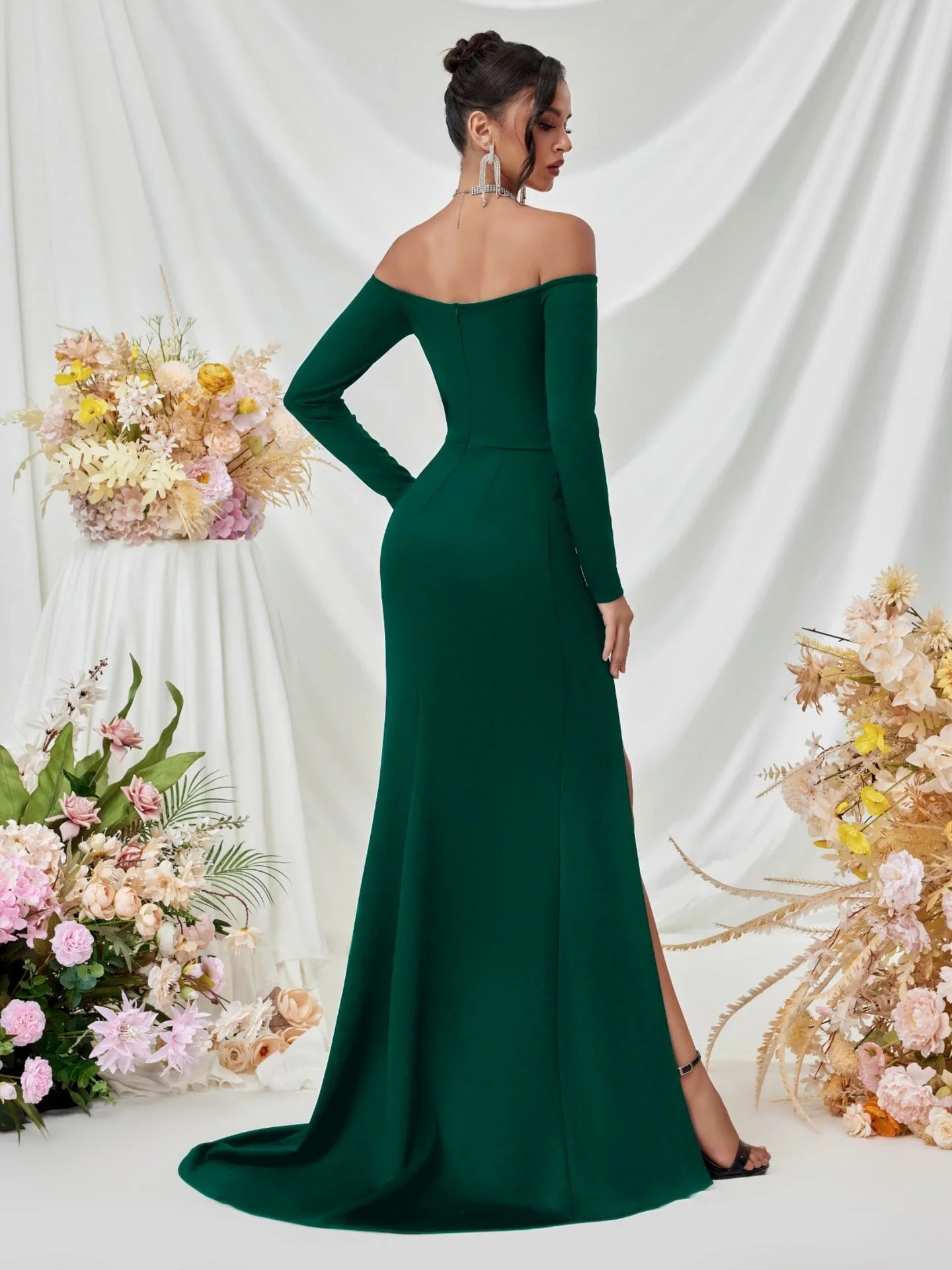 Elegant Mermaid Off-Shoulder Long Sleeve Glamorous Forest Green Floor-Length Prom Dress Women's Gown