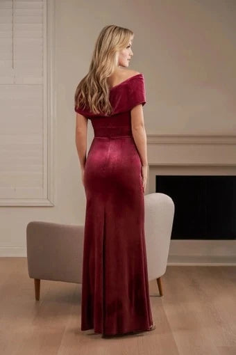 Elegant Mermaid Off-Shoulder Ruched Slit Burgundy Floor-Length Prom Dress Gown