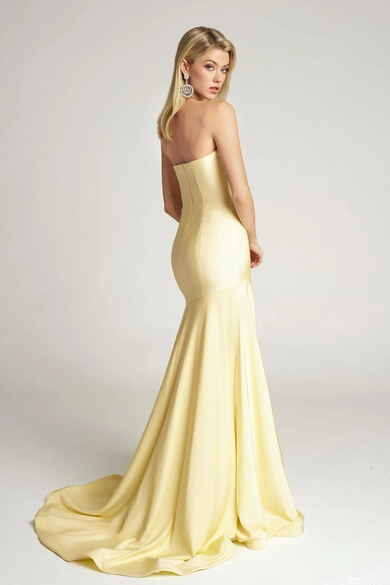 Elegant Mermaid Strapless Glamorous Chic Pale Yellow Floor-Length Prom Dresses Women's Gown