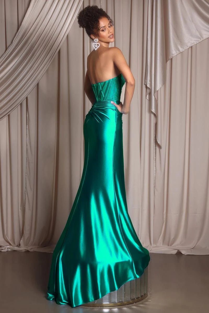Elegant Mermaid Sweetheart Sleeveless Beaded Slit Emerald Green Floor-Length Prom Gown