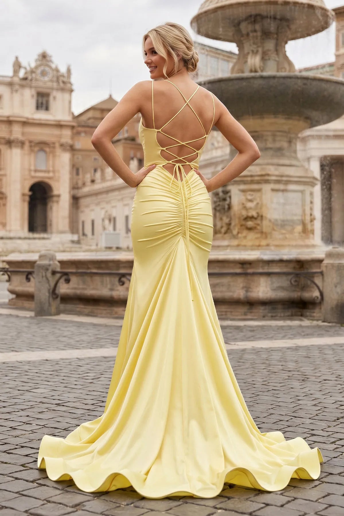 Elegant Mermaid V-Neck Sleeveless Slit Ruched Yellow Long Prom Dresses Women