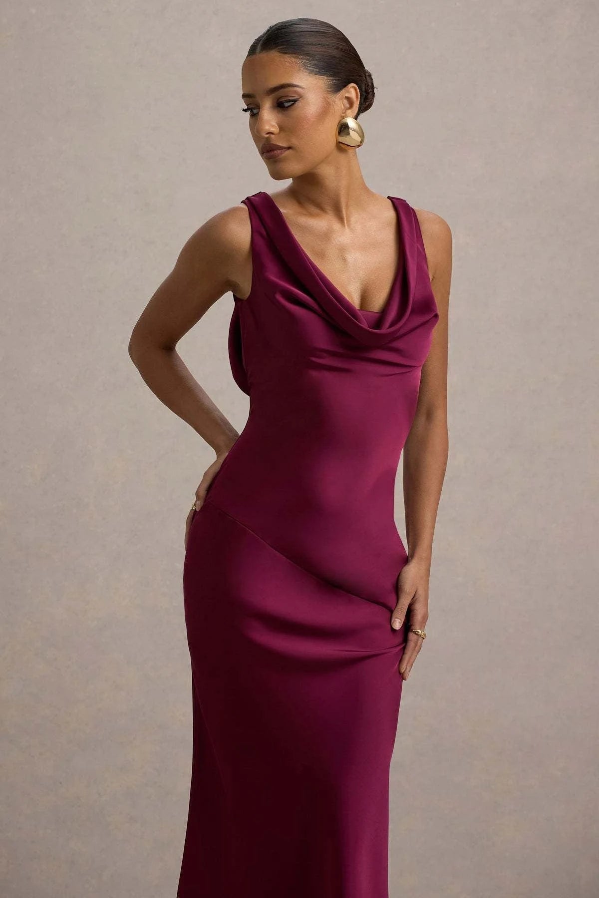 Elegant Sheath Cowl Neck Sleeveless Draped Backless Burgundy Maxi Prom Gown