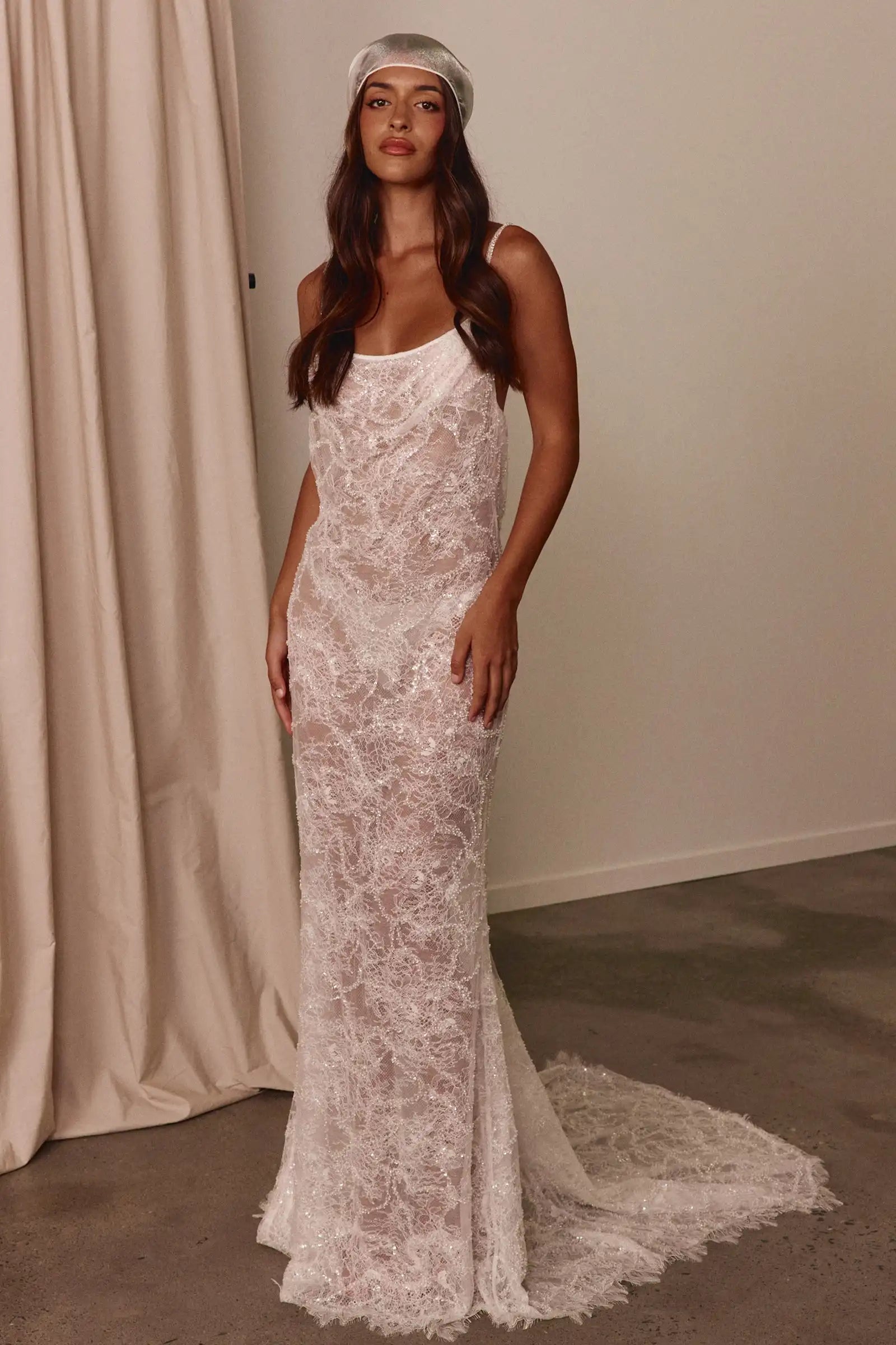 Elegant Sheath Cowl Neck Sleeveless Sparkly Lace White Maxi Wedding Dresses for Brides