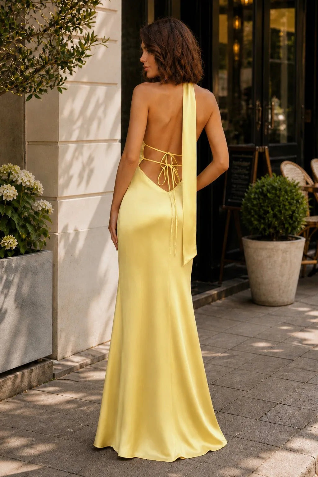 Elegant Sheath Halter Sleeveless Backless Yellow Maxi Prom Dresses Women Gown