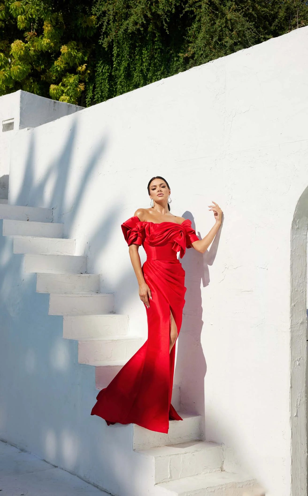 Elegant Sheath Off-Shoulder Ruffled High Slit Red Floor-Length Prom Gown