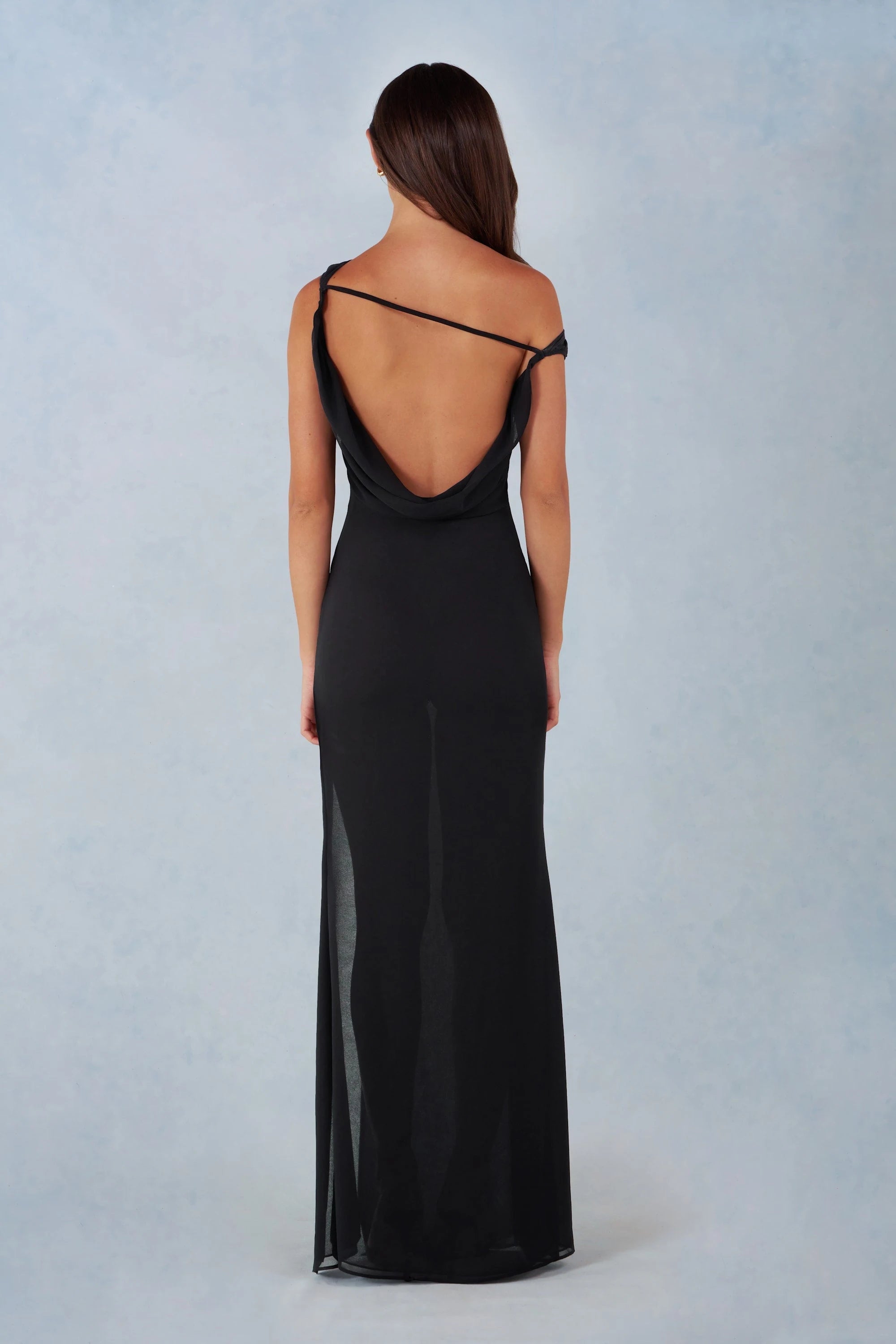 Elegant Sheath One-Shoulder Draped Backless Black Floor-Length Prom Dress Women