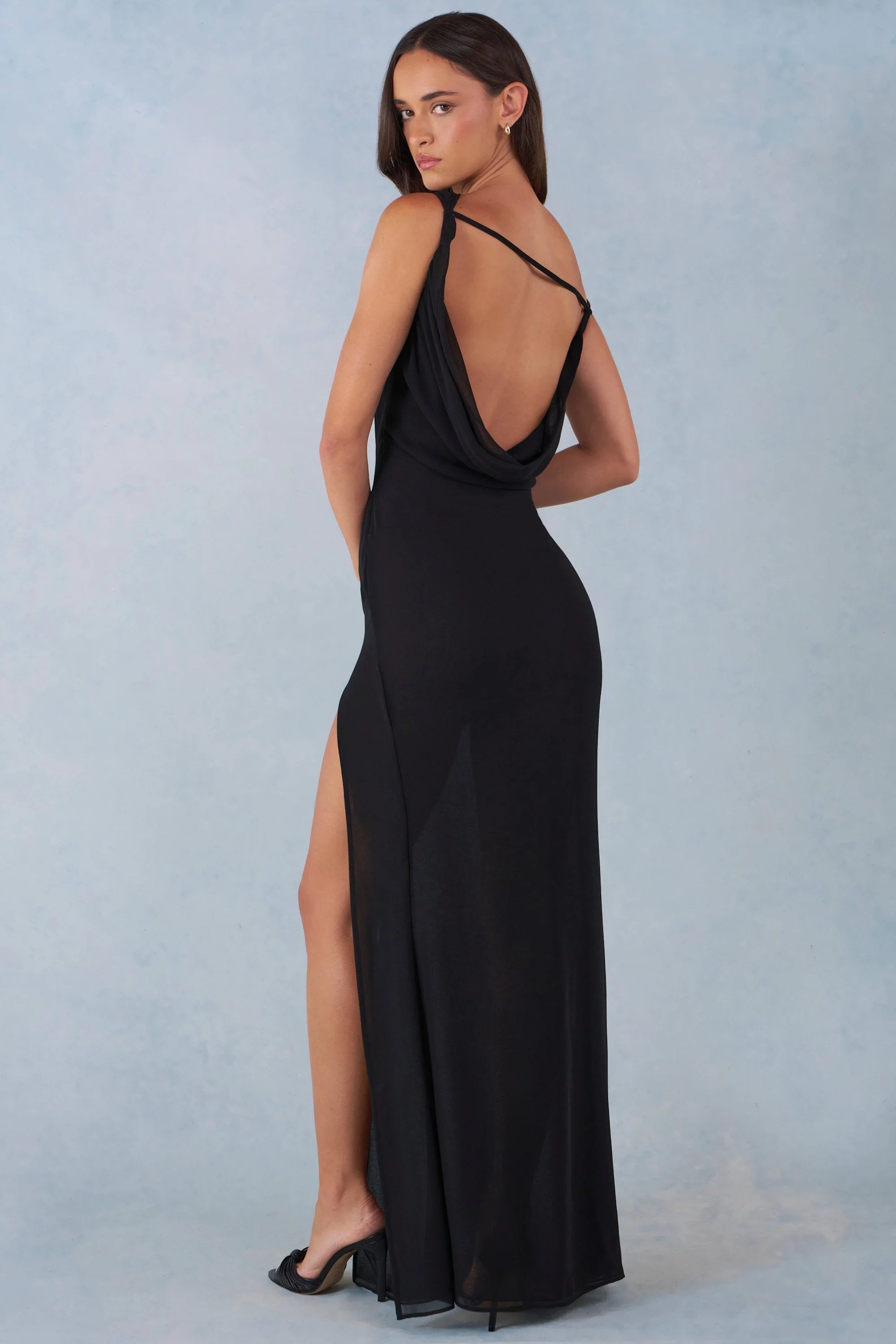 Elegant Sheath One-Shoulder Draped Backless Black Floor-Length Prom Dress Women