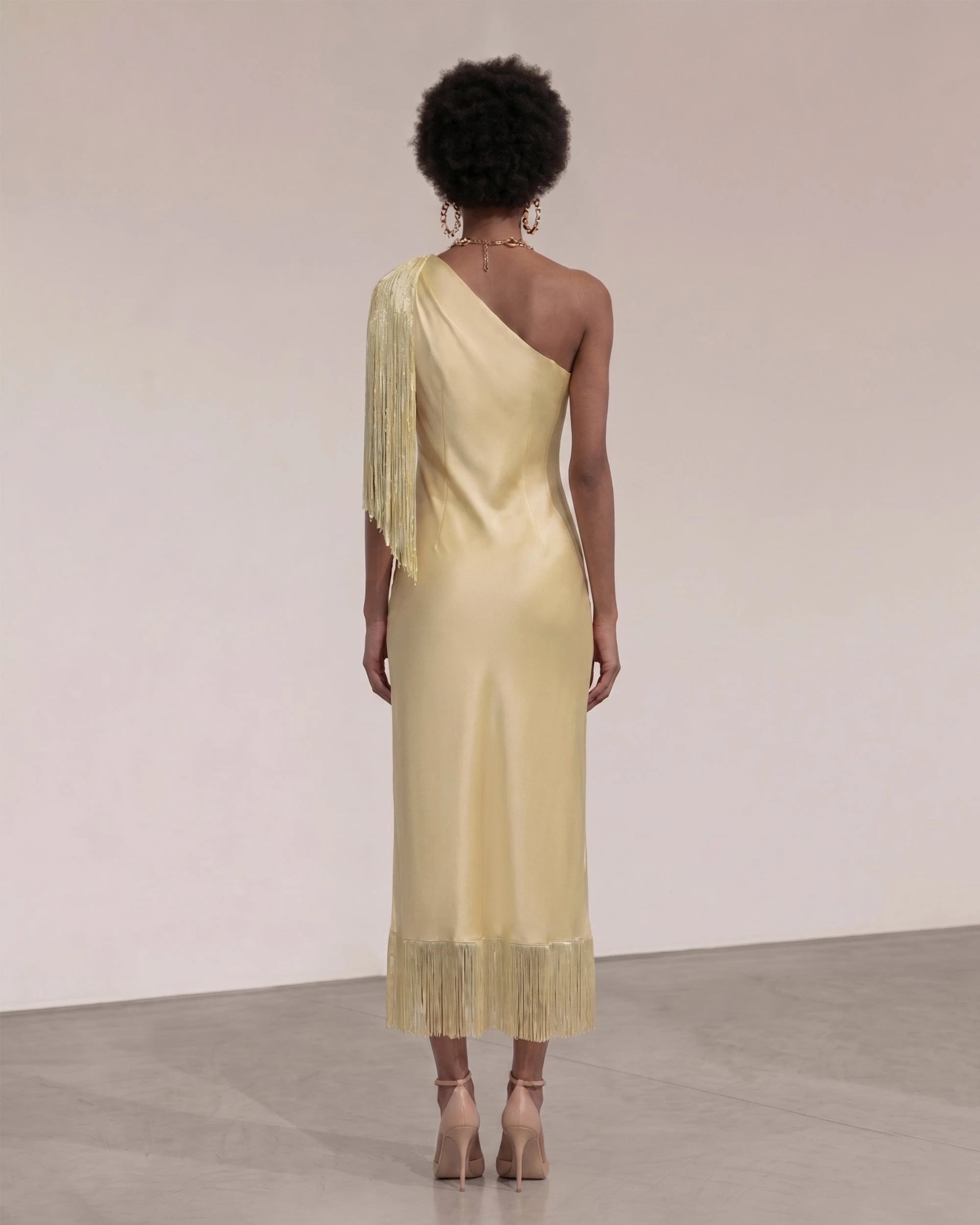 Elegant Sheath One-Shoulder Fringe Draped Champagne Midi Prom Dress for Women