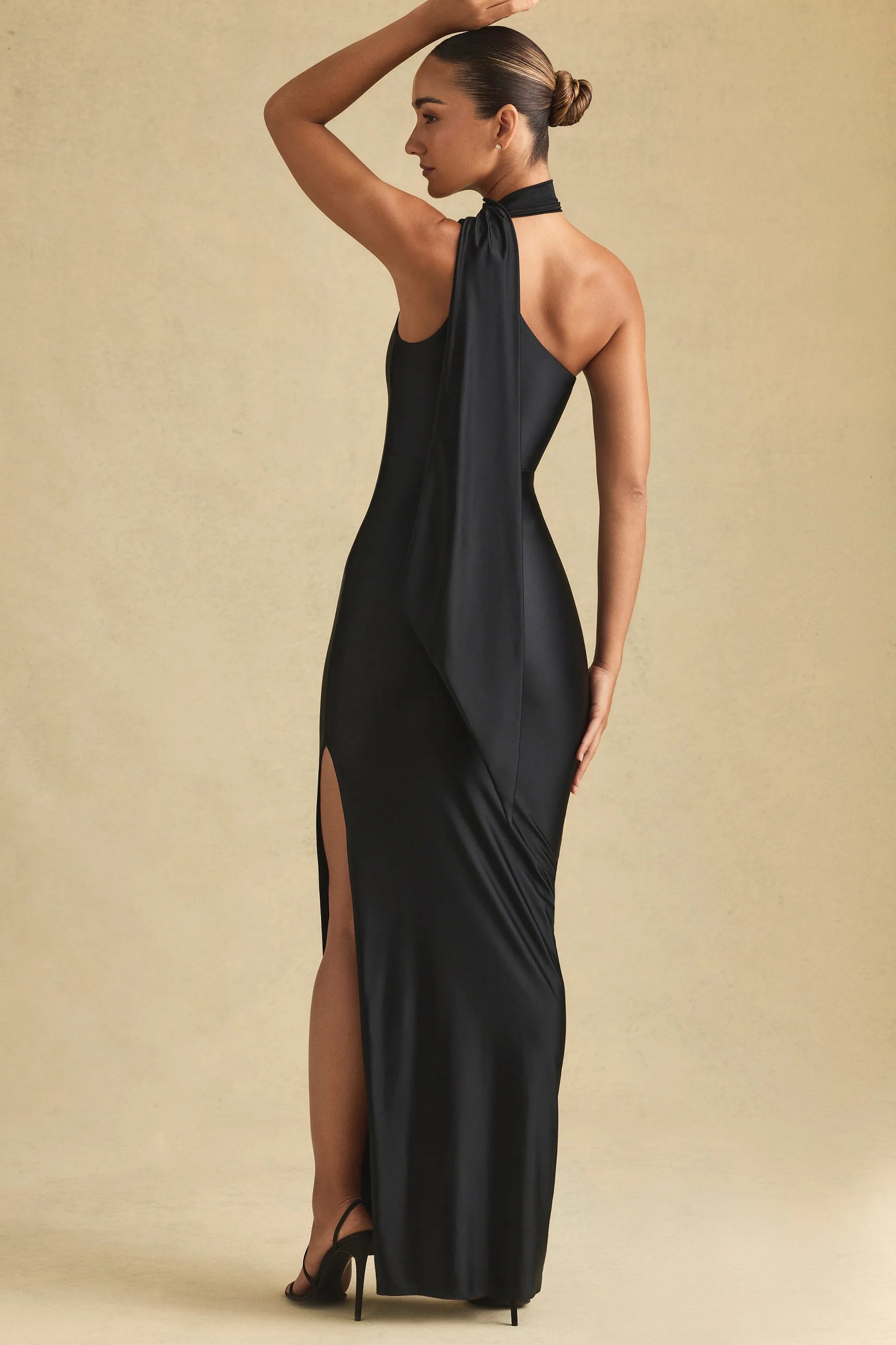 Elegant Sheath One-Shoulder Sleeveless Chic Black Floor-Length Prom Dresses Gown