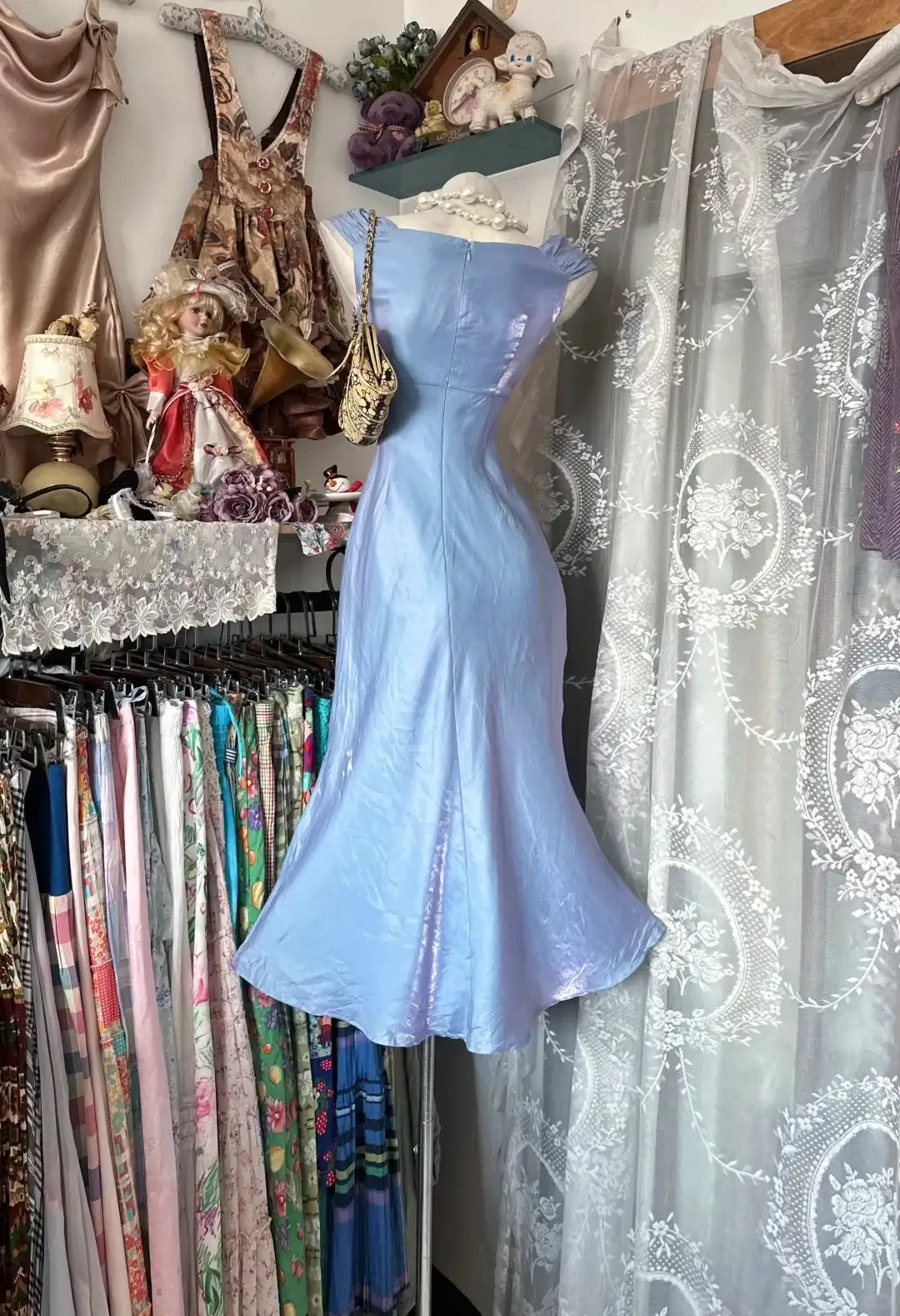 Elegant Trumpet Sweetheart Cap Sleeve Ruched Iridescent Blue Midi Women's Homecoming Gown