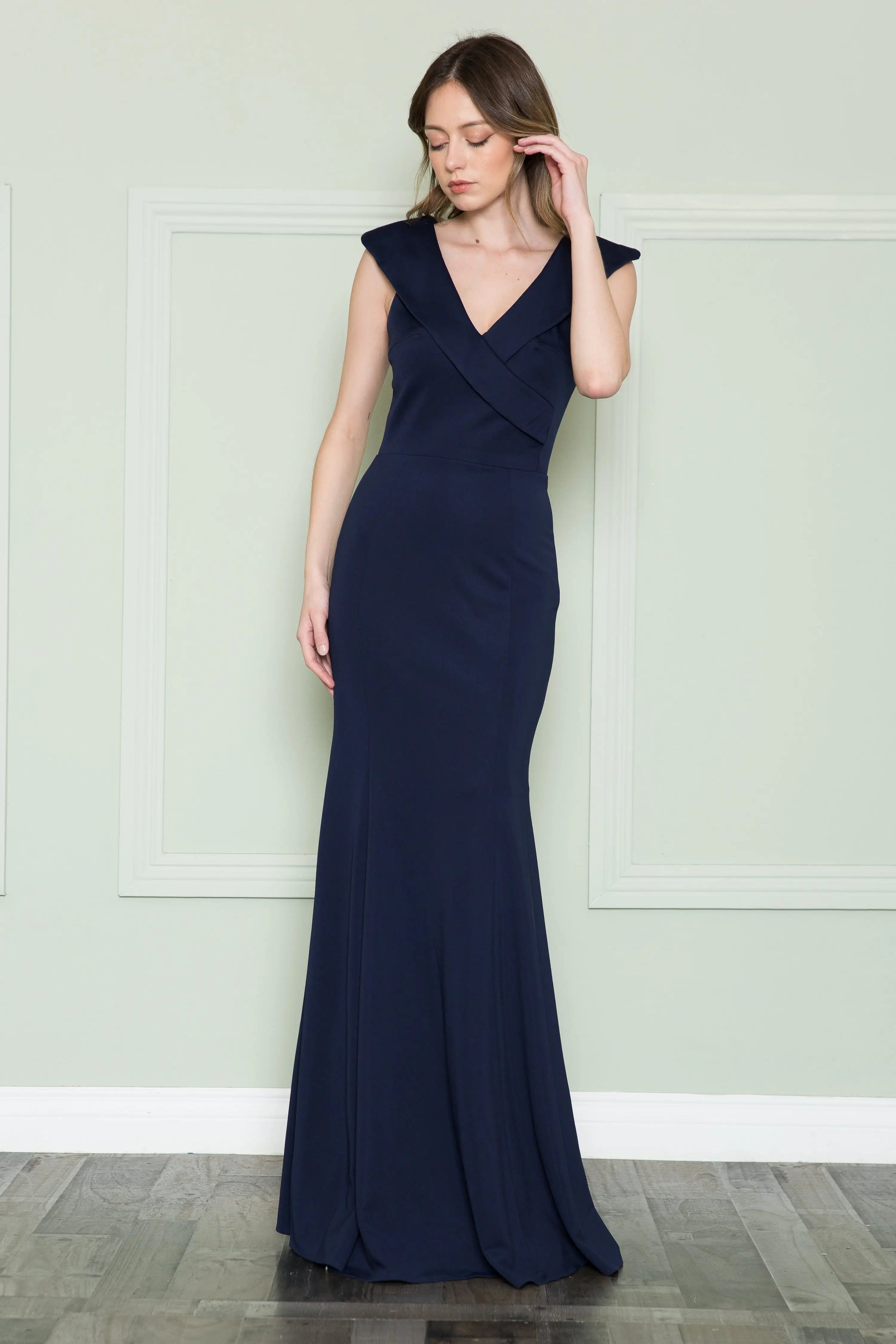 Elegant V-Neck Sleeveless Structured Formal Black Floor-Length Prom Dress Women's