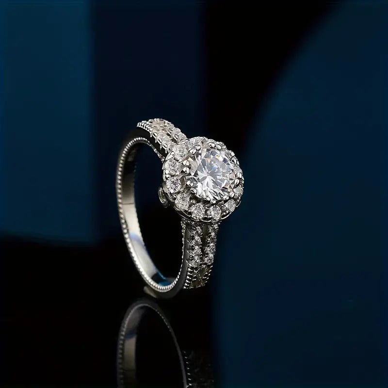 Close-up of the brilliant 2 Carat Moissanite gemstone.