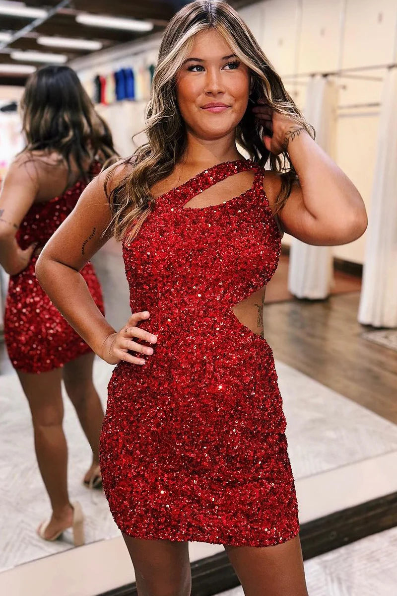 Glamorous sequined bodycon one-shoulder short homecoming dress.