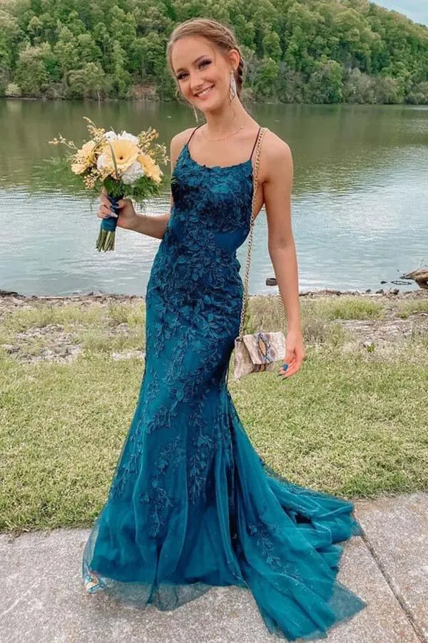 Glamorous Spaghetti Strap Crisscross Back Lace Appliqué Mermaid Maxi Prom Dress with Train