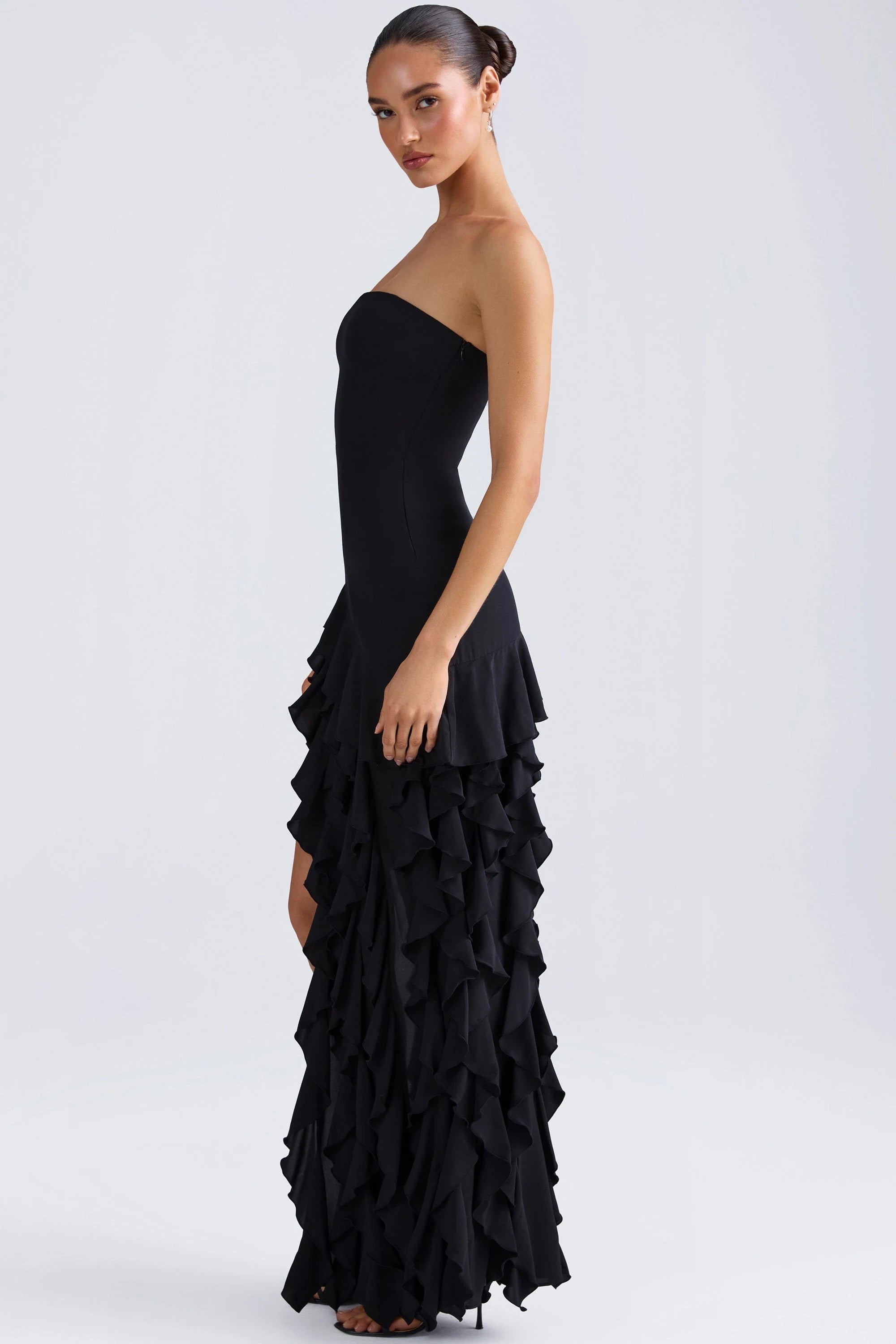 Glamorous A-Line Strapless Ruffled High-Slit Black Maxi Prom Dress Women's
