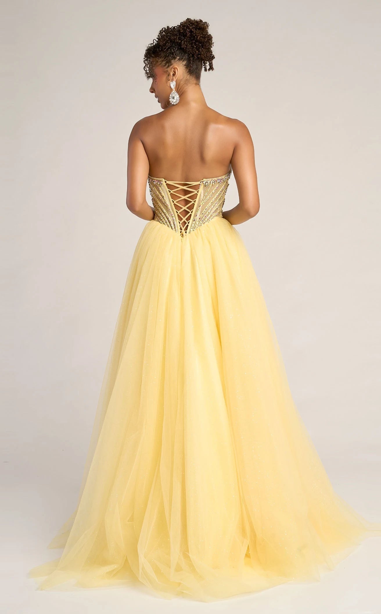 Glamorous A-Line Strapless Sleeveless Beaded Sparkly Yellow Floor-Length Prom Dress for Women