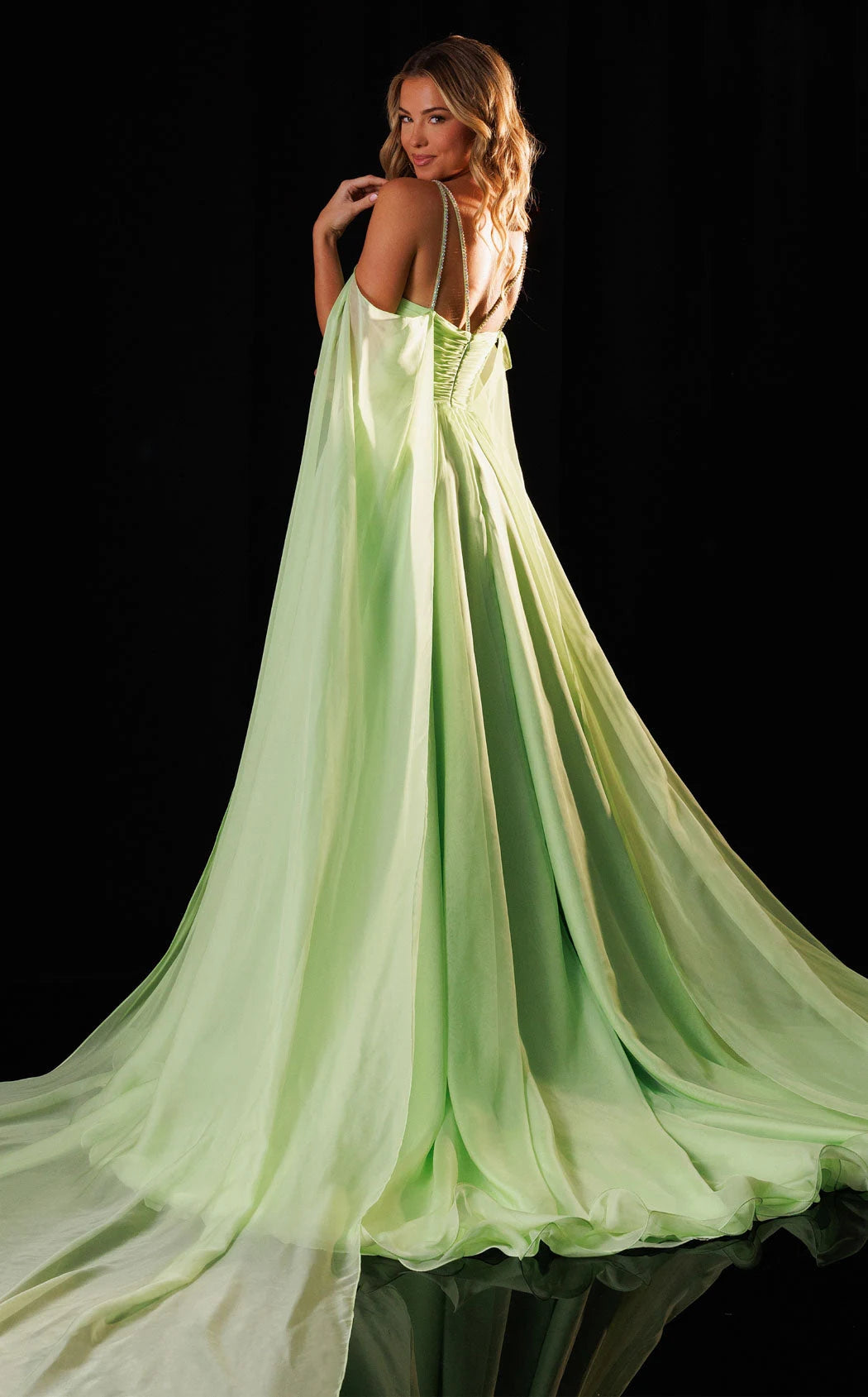 Glamorous A-Line Sweetheart Off-Shoulder Cape Lime Green Floor-Length Prom Dresses Women's Gown