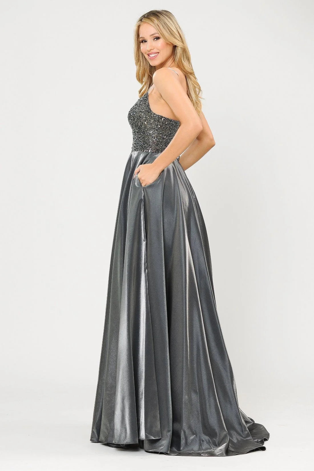 Glamorous A-Line Sweetheart Sleeveless Beaded Pockets Charcoal Floor-Length Prom Gown