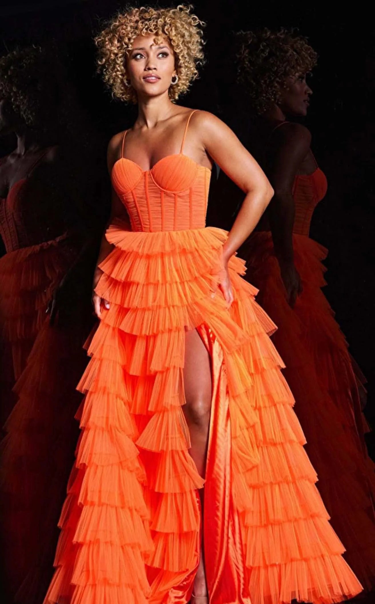 Glamorous A-Line Sweetheart Sleeveless Tiered Ruffle Orange Floor-Length Prom Dresses Women's Gown