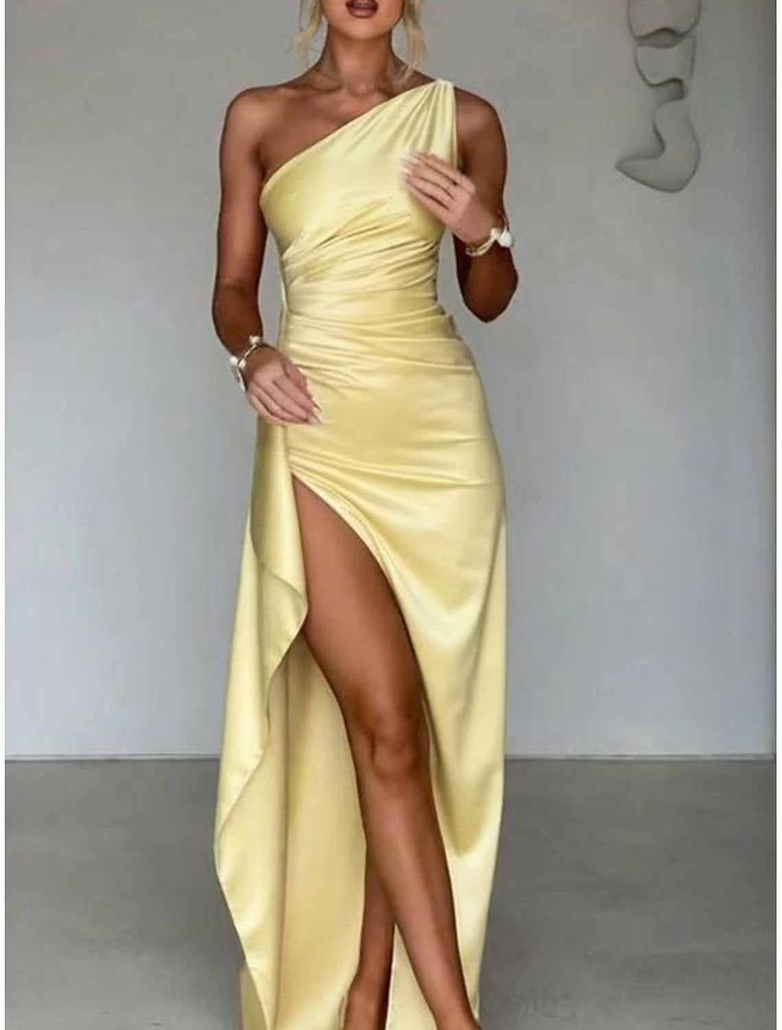 Glamorous Bodycon One-Shoulder Sleeveless Ruched High Slit Light Yellow Maxi Prom Dress