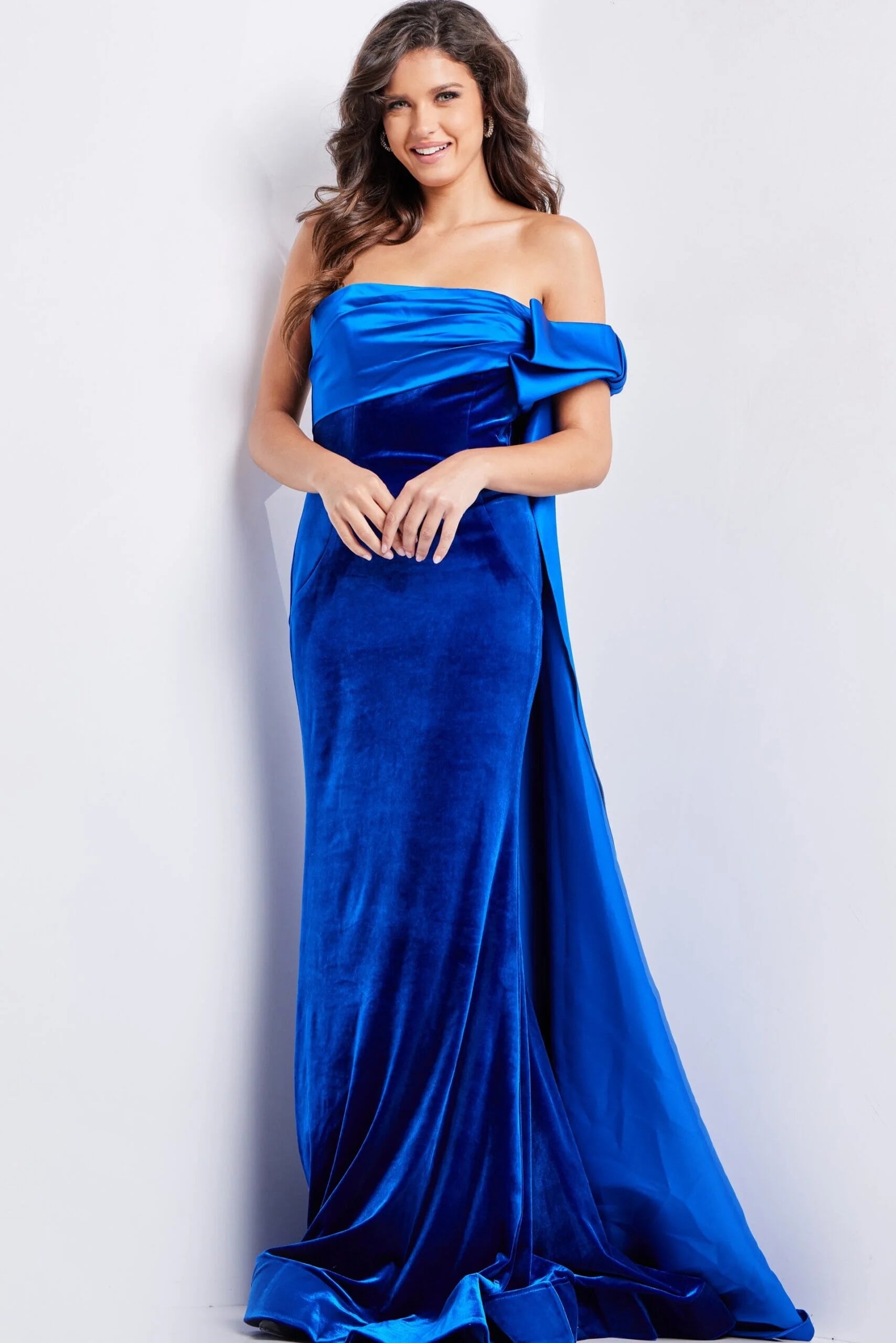 Glamorous Mermaid Off-Shoulder Sleeveless Draped Royal Blue Floor-Length Prom Dress Gown