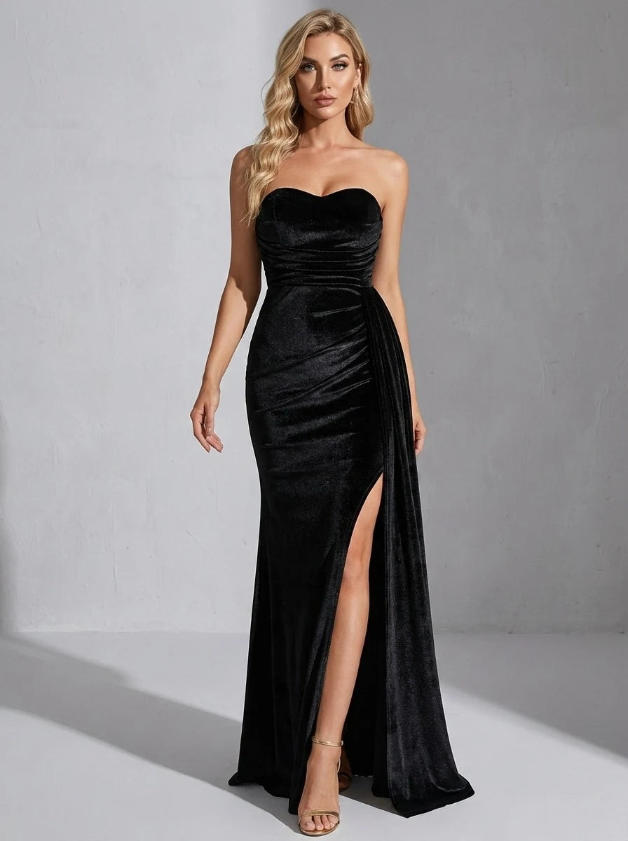 Glamorous Mermaid Sweetheart Sleeveless Ruched Slit Black Floor-Length Prom Gown