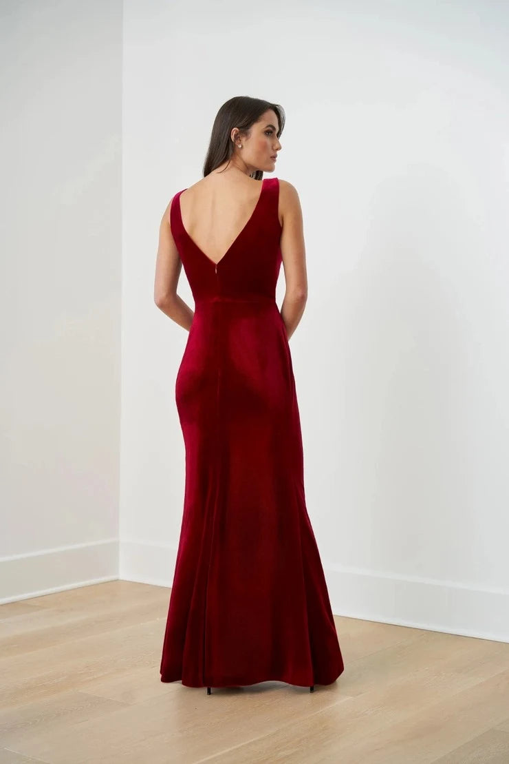 Glamorous Mermaid V-Neck Sleeveless Twist-Front Burgundy Floor-Length Prom Gown