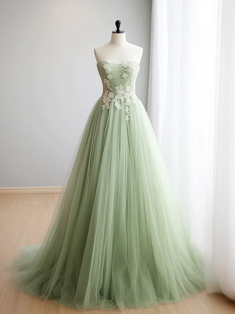 A-Line Sweetheart Neck Tulle Lace Applique Long Prom Dress