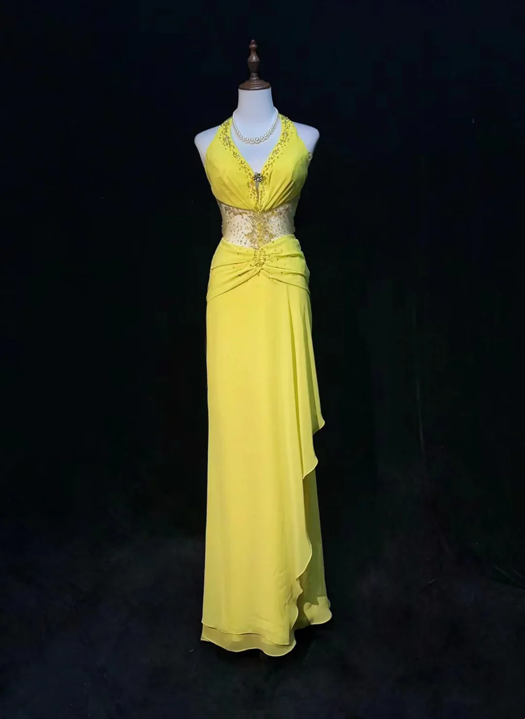 Halter Neck V Neck Beaded Lace Appliqué Sheer Open Back Ruched Waist Chiffon Maxi Evening Dresses