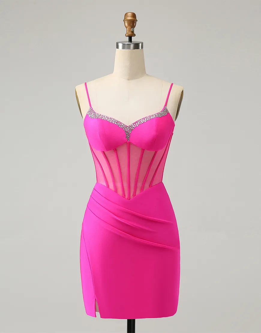 Enges Homecoming-Kleid mit glitzerndem Perlenkorsett