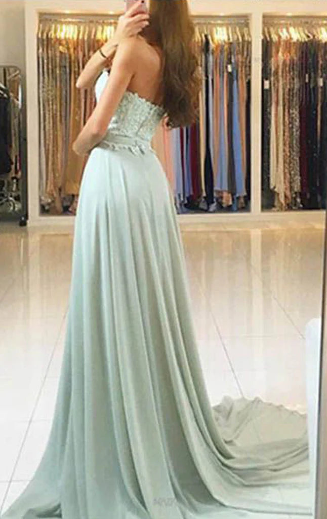 Trägerloses, langes Chiffon-Ballkleid mit Herzausschnitt und Spitze