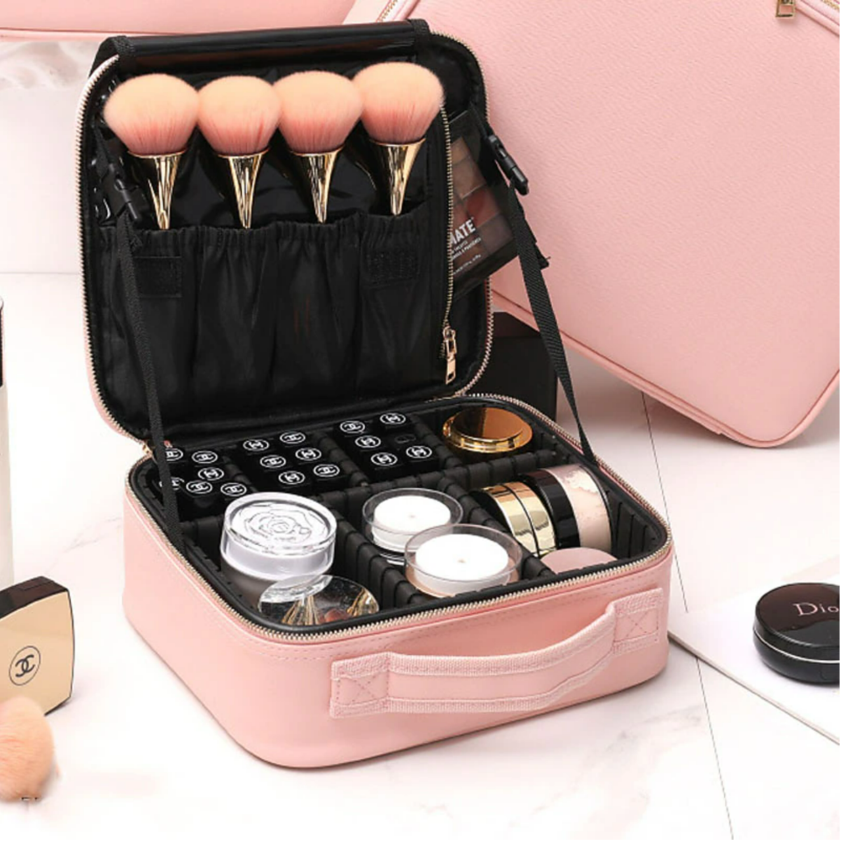 Large capacity travel makeup bag organizer.