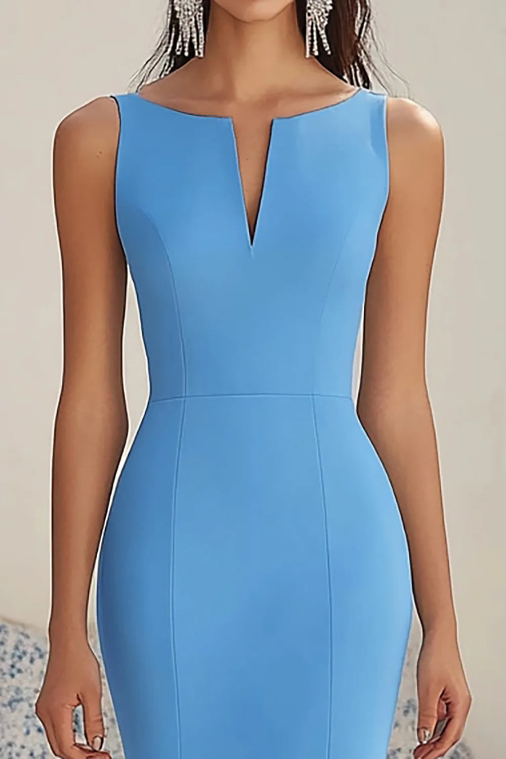 Light Blue Sleeveless Prom Dress With Keyhole Neckline And Ruffled High Low Mermaid Skirt For Formal Evening Party