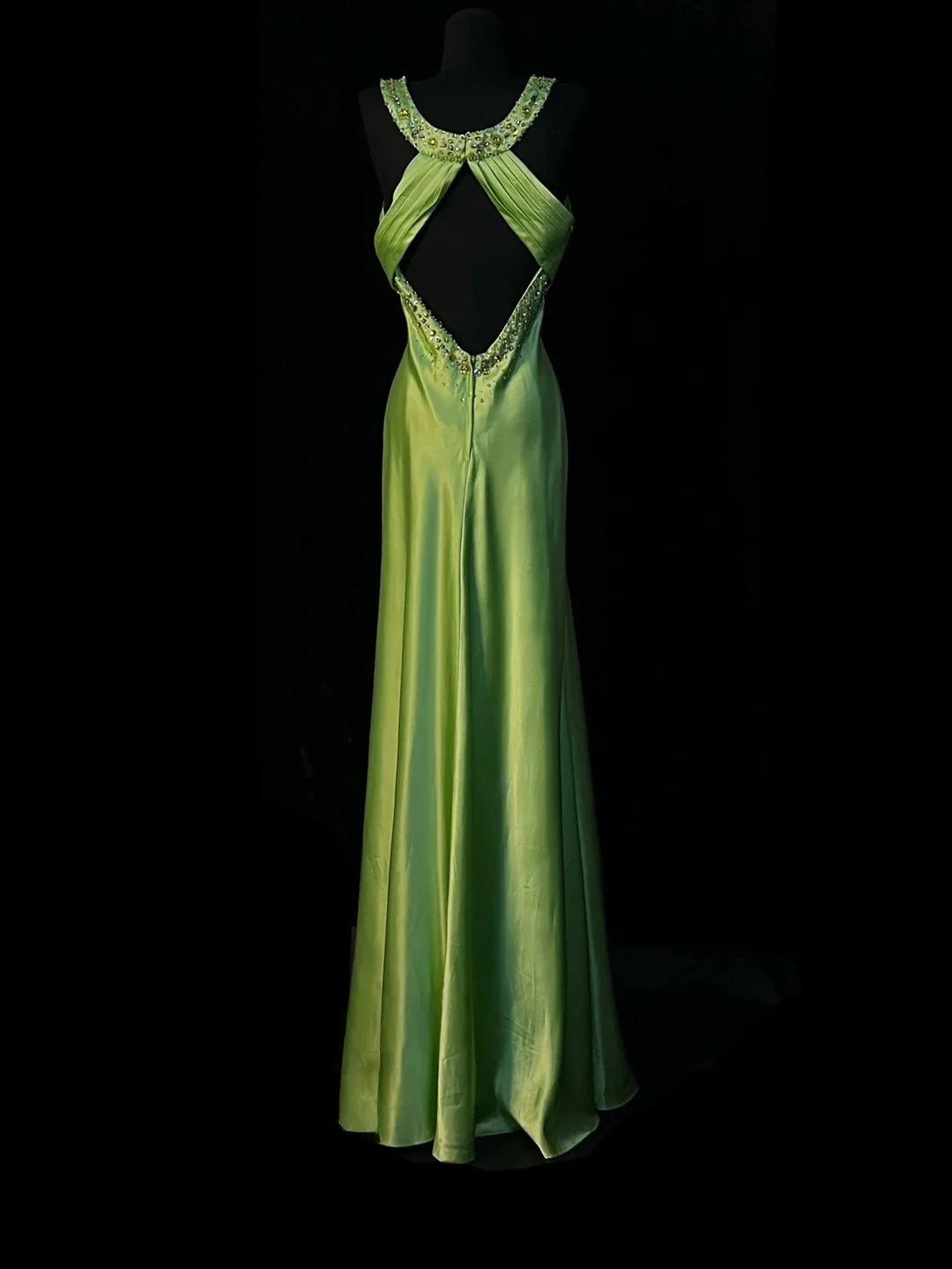 Lime Green Sleeveless Prom Dress With Beaded Neckline And Keyhole Cutout Mermaid Formal Prom Dress